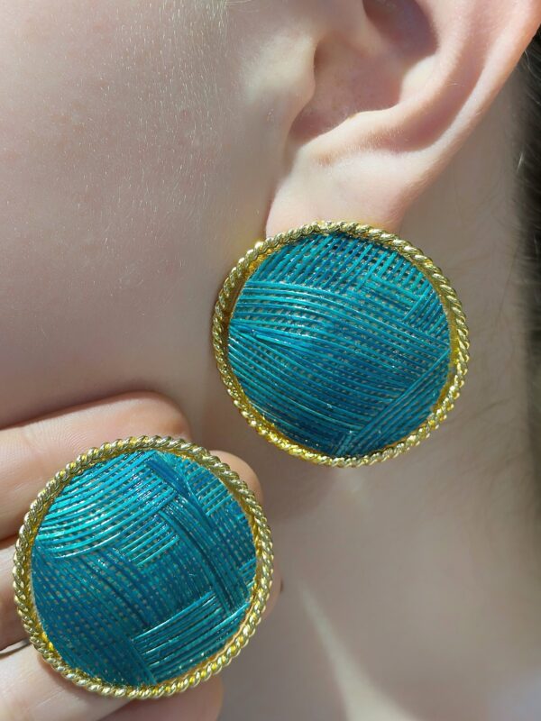 Aretes Redondos Azules Tejidos