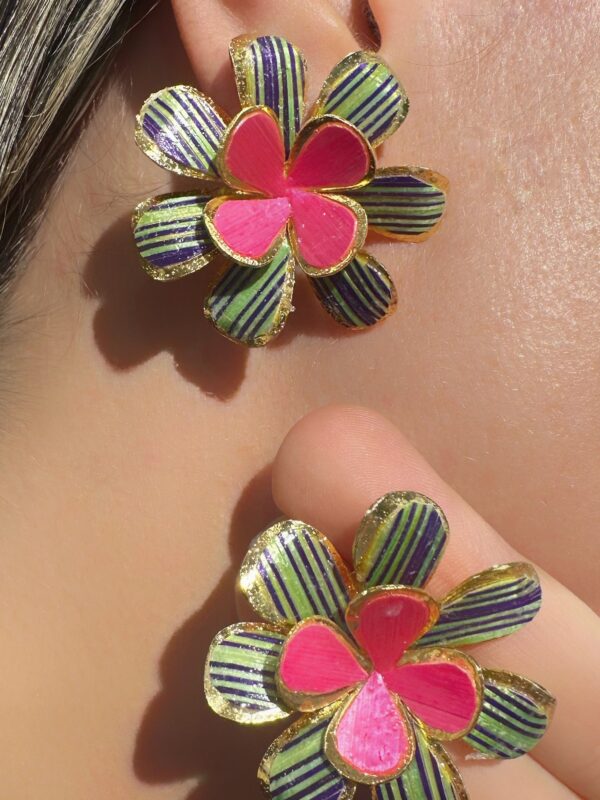 Aretes Doble Flor Azul Fucsia