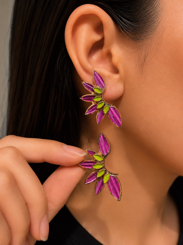 Aretes media flor grande
